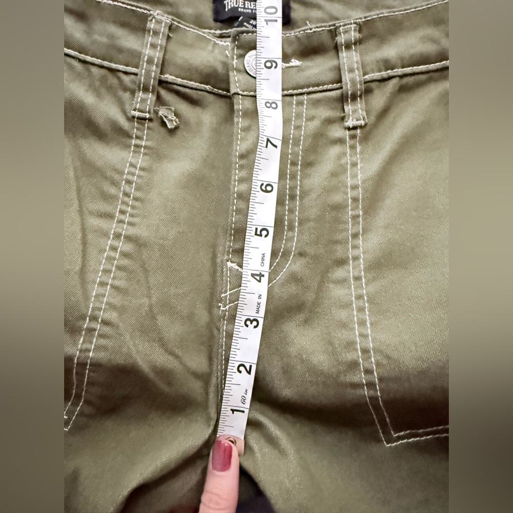 True Religion cargo jeans pocket bootcut jeans green Kalamata size 28 NWOT - Picture 9 of 12